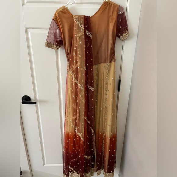 Beautiful Size 36 Indian Salwar. - Picture 2 of 2